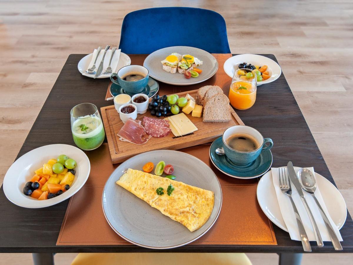Glow Boutique Suites & Guesthouse Херманус Экстерьер фото