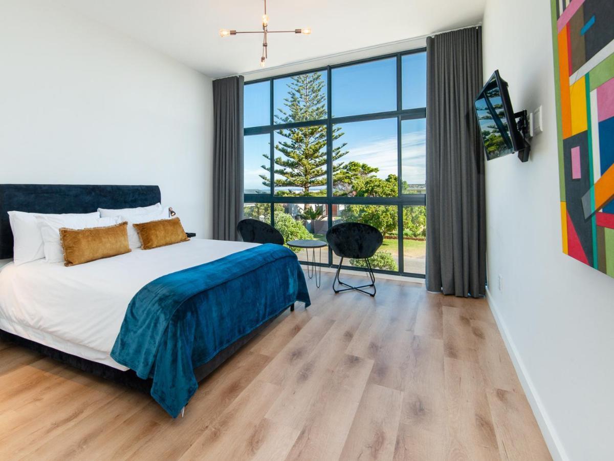 Glow Boutique Suites & Guesthouse Херманус Номер фото
