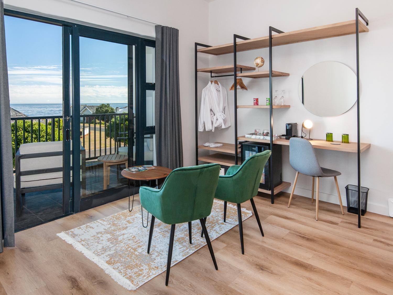 Glow Boutique Suites & Guesthouse Херманус Номер фото